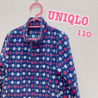 ユニクロ(UNIQLO)のUNIQLO ユニクロ　フリースパーカー　110 花柄(ジャケット/上着)