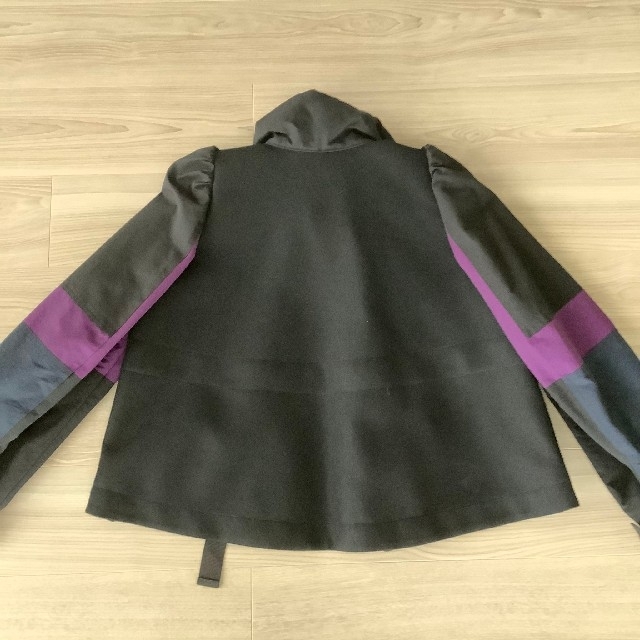 sacai(サカイ)のsacai サカイ ブルゾン  黒系 サイズ2 レディースのジャケット/アウター(ブルゾン)の商品写真