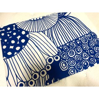 マリメッコ(marimekko)のマリメッコ 廃盤生地＜シールトラプータルハ＞(生地/糸)