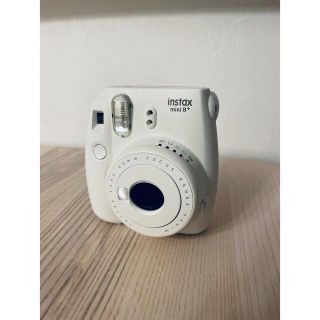 フジフイルム(富士フイルム)のFUJIFILM チェキ　instax mini８+(フィルムカメラ)