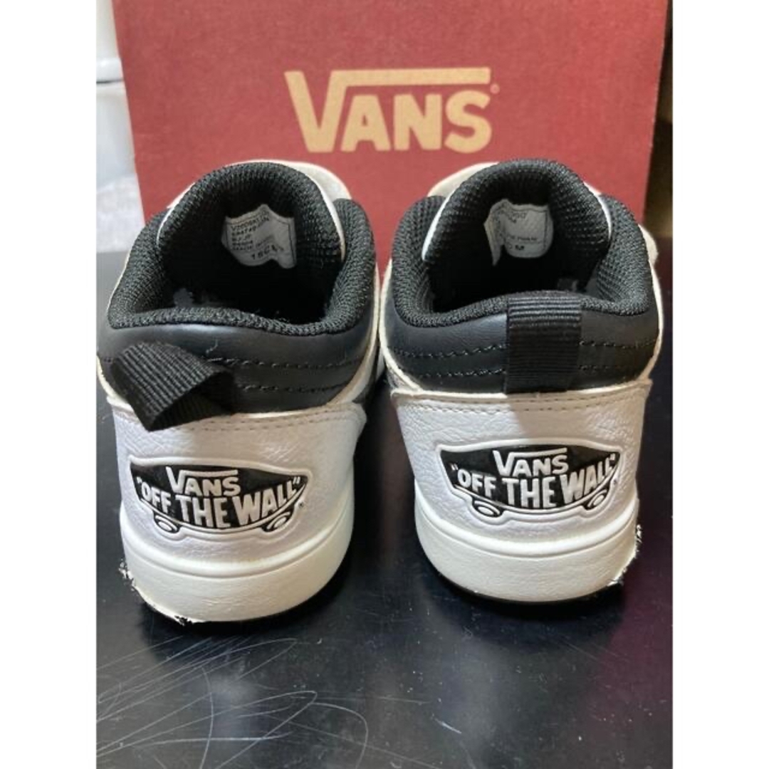 VANS(ヴァンズ)のVANS バンズ　スニーカー　18㎝　19㎝　2点 キッズ/ベビー/マタニティのキッズ靴/シューズ(15cm~)(スニーカー)の商品写真