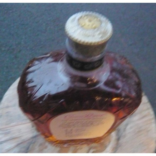 キリン(キリン)の未開栓 Seagram's Crown Royal  クラウン ローヤル 食品/飲料/酒の酒(ウイスキー)の商品写真