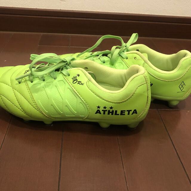 ATHLETA(アスレタ)のATHLETA  サッカースパイク　 スポーツ/アウトドアのサッカー/フットサル(シューズ)の商品写真