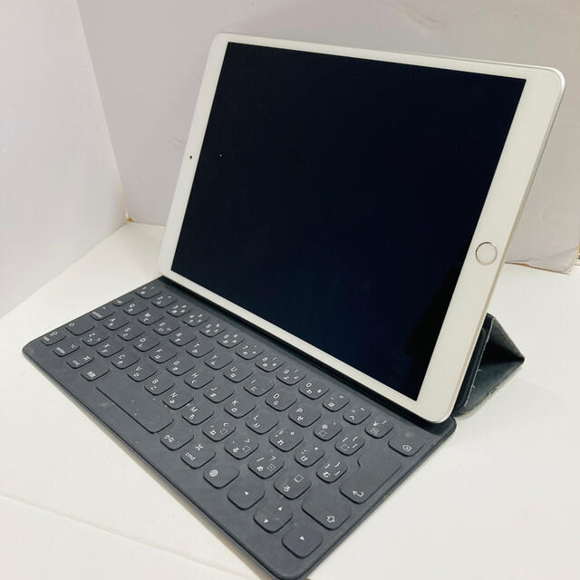 iPad Air 第3世代 WiFi 256GB シルバー キーボード付き