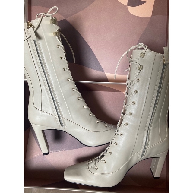 Herlipto Lace-Up Ankle Boots 3