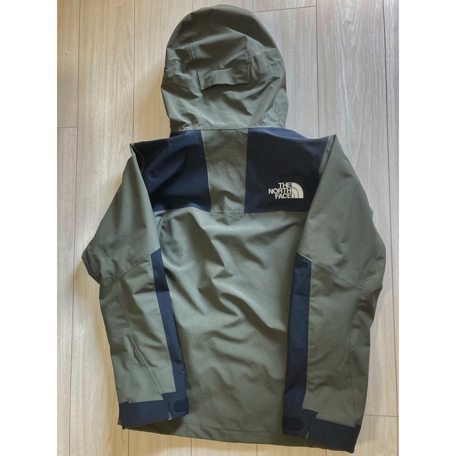 THE NORTH FACE(ザノースフェイス)のノースフェイス　マウンテンジャケット　ニュートープ　M  NP61800 メンズのジャケット/アウター(マウンテンパーカー)の商品写真