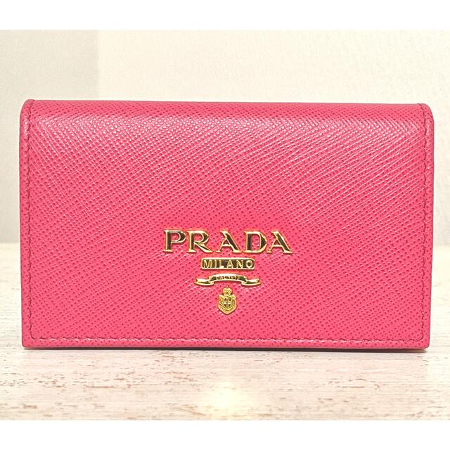 PRADA(プラダ)の★新品未使用★ PRADA ロゴ カードケース 名刺入れ レディースのファッション小物(名刺入れ/定期入れ)の商品写真