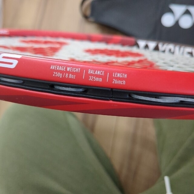 YONEX(ヨネックス)の硬式テニスラケット(カバー付き) スポーツ/アウトドアのテニス(ラケット)の商品写真