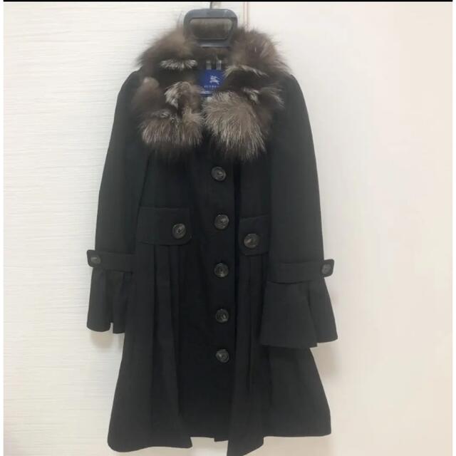 BURBERRY BLUE LABEL(バーバリーブルーレーベル)の美品♡高級ファー付きトレンチコート♡バーバリーブルーレーベル レディースのジャケット/アウター(トレンチコート)の商品写真