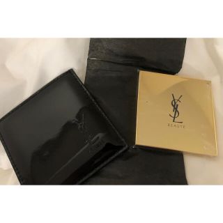 イヴサンローランボーテ(Yves Saint Laurent Beaute)のhachiさま専用サンローラン　ミニミラー　持ち歩きに(ミラー)