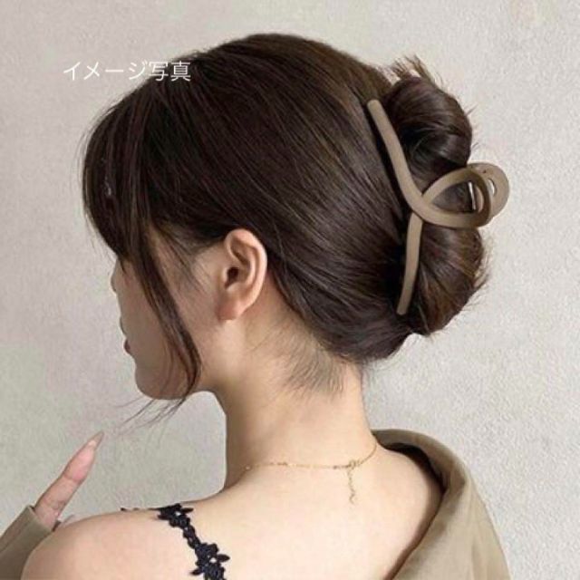 クロス　ヘアクリップ　バンスクリップ　ヘアアクセ　バレッタ　髪留め レディースのヘアアクセサリー(バレッタ/ヘアクリップ)の商品写真