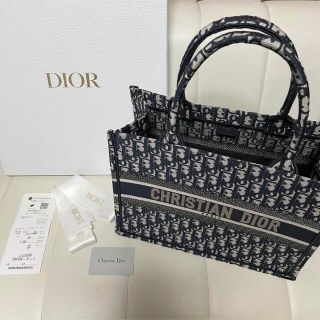 クリスチャンディオール(Christian Dior)のDIOR book tote ミディアムバッグ.美品(トートバッグ)