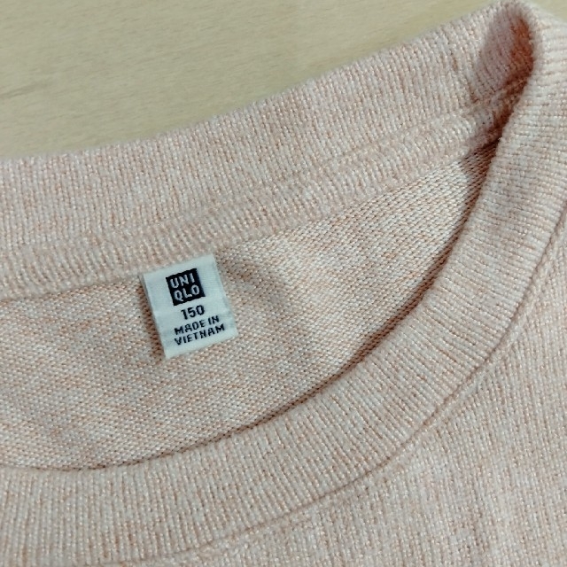 UNIQLO(ユニクロ)の150　ユニクロKIDS　ソフトニット キッズ/ベビー/マタニティのキッズ服女の子用(90cm~)(Tシャツ/カットソー)の商品写真