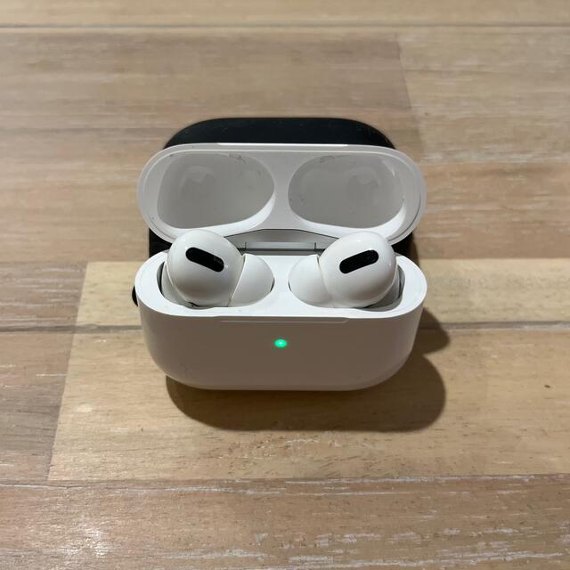 AirPods Pro   Wireless Charging Case