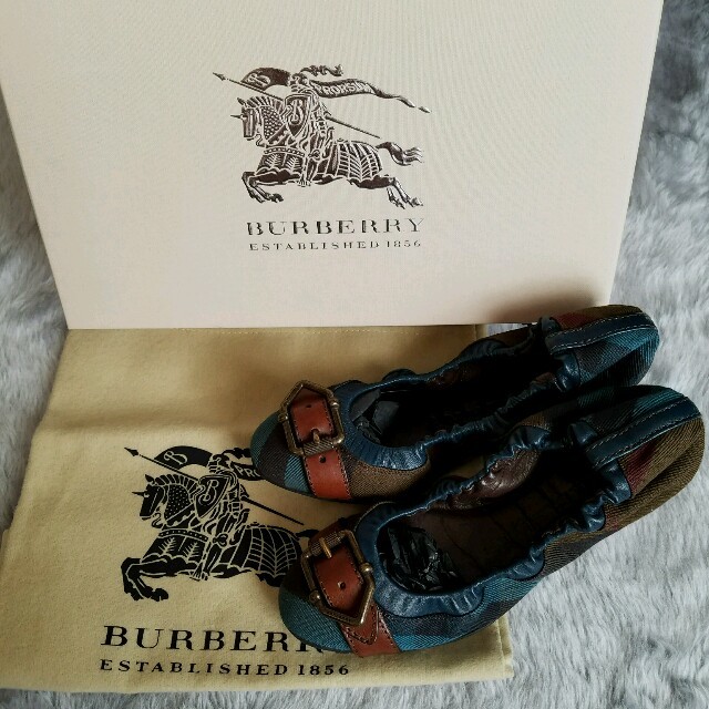 BURBERRY(バーバリー)の正規品☆BURBERRY　バレリーナ レディースの靴/シューズ(バレエシューズ)の商品写真