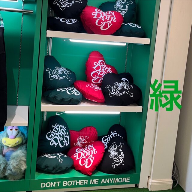 verdy Girls Don't Cry クッション 伊勢丹限定 緑 オンライン売れ筋 ... verdy girls don't cry 伊勢丹限定クッション 新品未開封