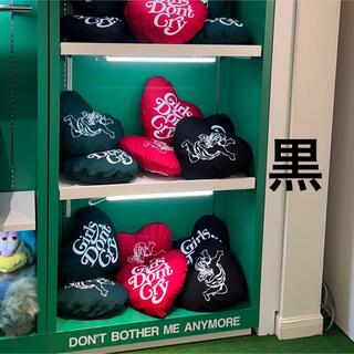 verdy Girls Don’t Cry クッション　伊勢丹限定　　黒