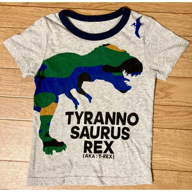 キッズ Ｔシャツ　110 キッズ/ベビー/マタニティのキッズ服男の子用(90cm~)(Tシャツ/カットソー)の商品写真