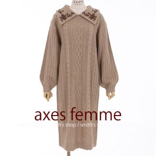 アクシーズファム(axes femme)のaxes femme 襟デザインニットワンピース(ひざ丈ワンピース)