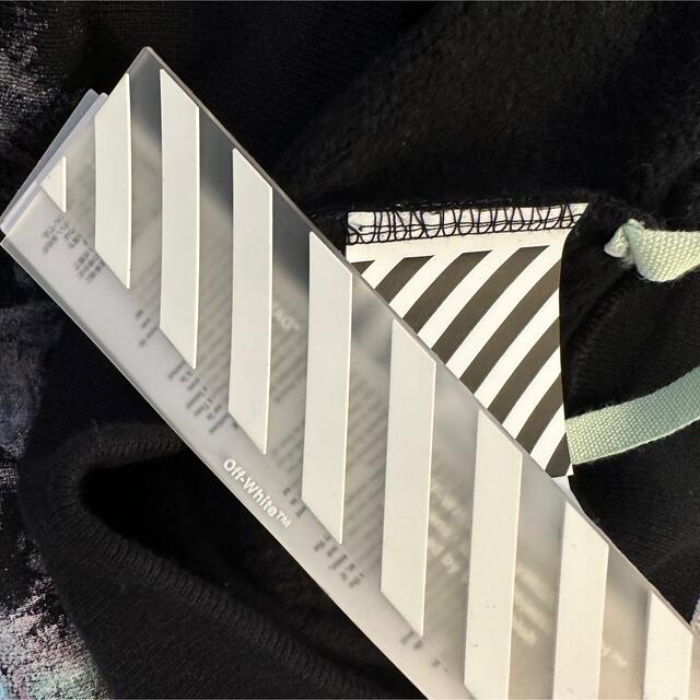 専用 Off white パーカー 未使用 タグ付 専用 Off white パーカー 未使用 タグ付