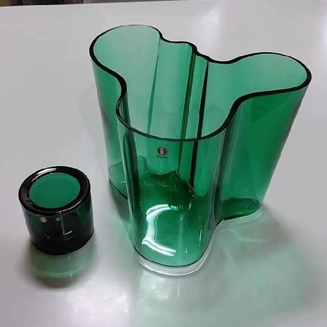 iittala イッタラフラワーベース&キャンドルホルダーエメラルドグリーン