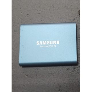 サムスン(SAMSUNG)のSamsung 外付けSSD T5 500GB(PC周辺機器)