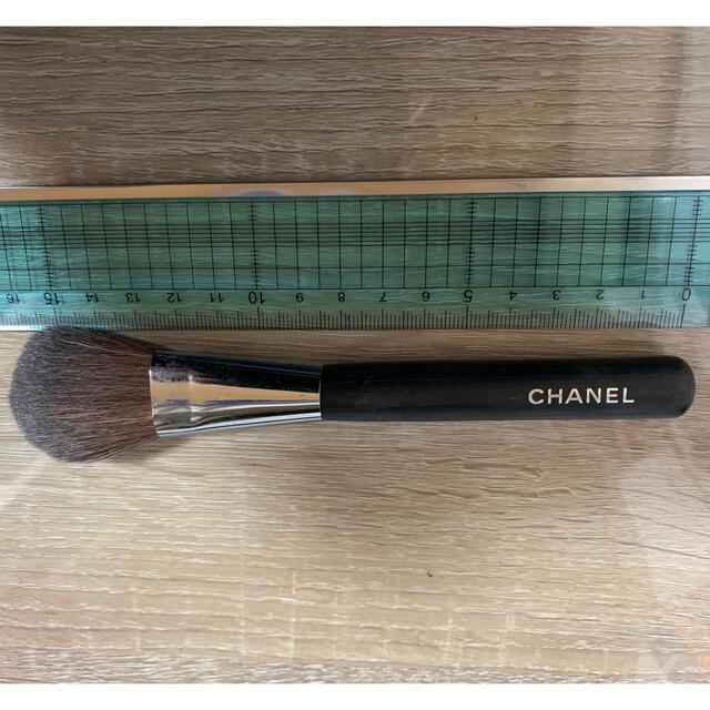 CHANEL(シャネル)のCHANEL 筆４ コスメ/美容のメイク道具/ケアグッズ(チーク/フェイスブラシ)の商品写真