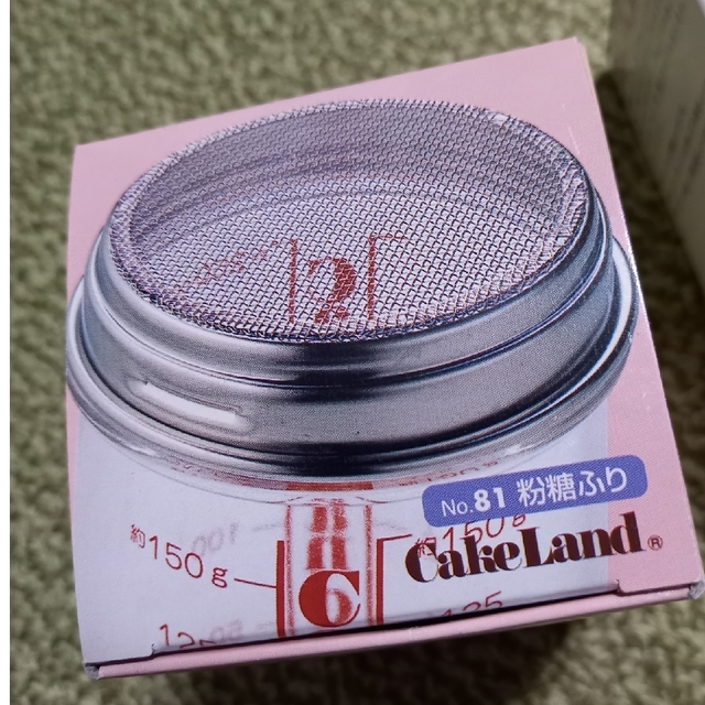 cake land タイガークラウン　粉パラリ　粉糖ふり 食品/飲料/酒の食品(菓子/デザート)の商品写真