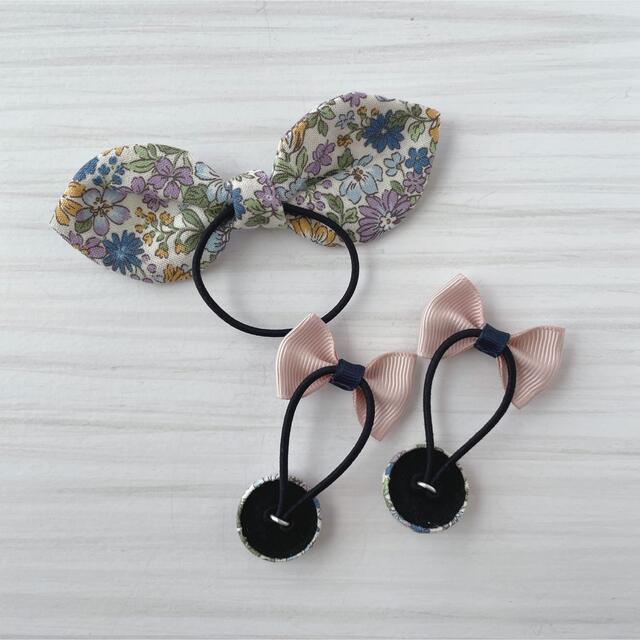 No.114】ヘアゴム ハンドメイド うさ耳 リボン くるみボタン ネイビー
