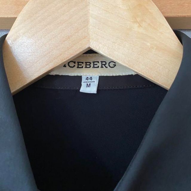 ICEBERG(アイスバーグ)の◆ICEBERG  ブラウス   M  黒 レディースのトップス(シャツ/ブラウス(半袖/袖なし))の商品写真