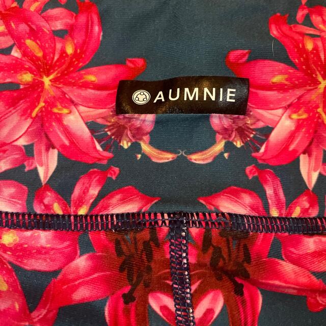 AUMNIE(アムニー)のAUMNIE ヨガレギンス　S 可愛い💗 スポーツ/アウトドアのトレーニング/エクササイズ(ヨガ)の商品写真