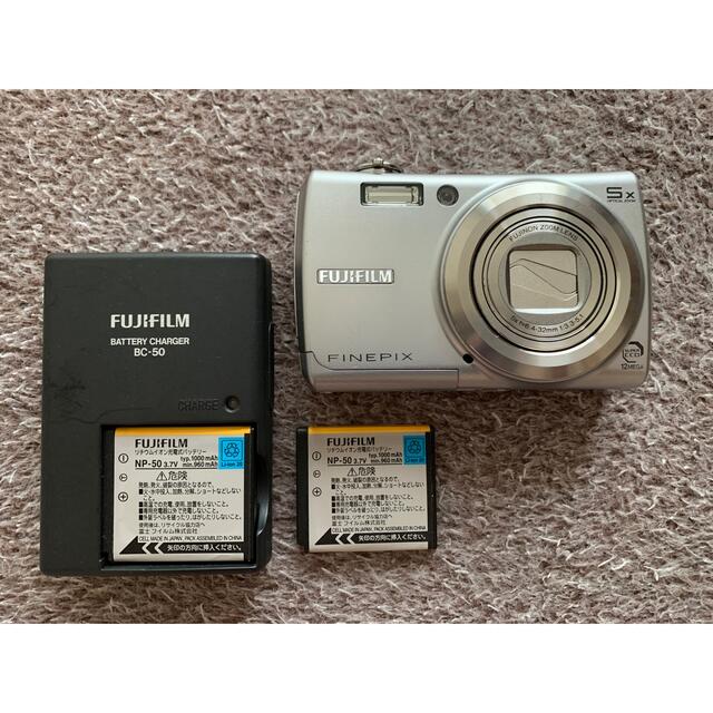 FUJIFILM  富士フィルム　finepix f100fd 美品