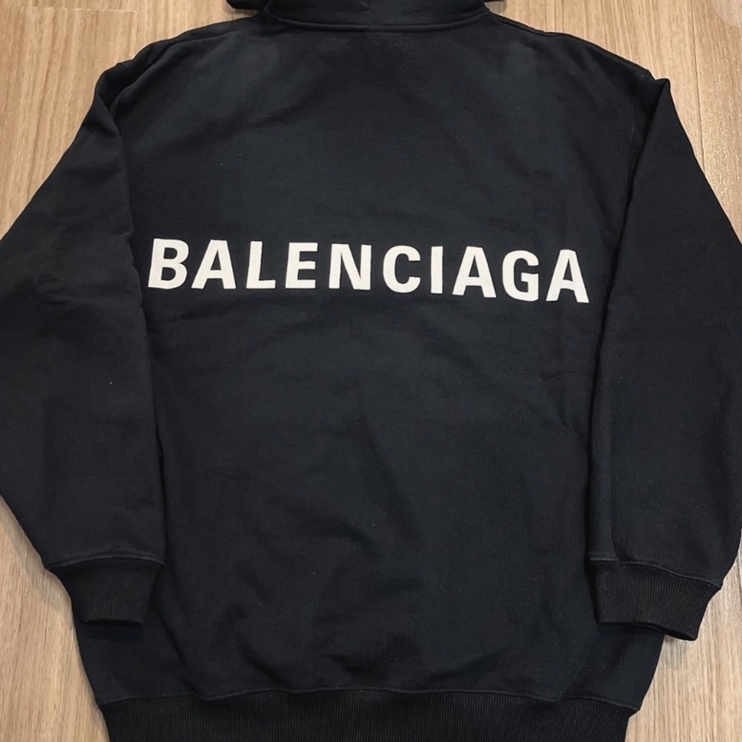 Balenciaga(バレンシアガ)のBALENCIAGA バレンシアガ　パーカー　ブラック メンズのトップス(パーカー)の商品写真