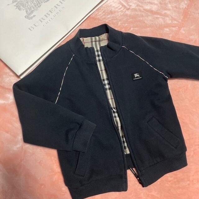 BURBERRY(バーバリー)のBURBERRY ブルゾン リバーシブル 120 キッズ/ベビー/マタニティのキッズ服男の子用(90cm~)(ジャケット/上着)の商品写真