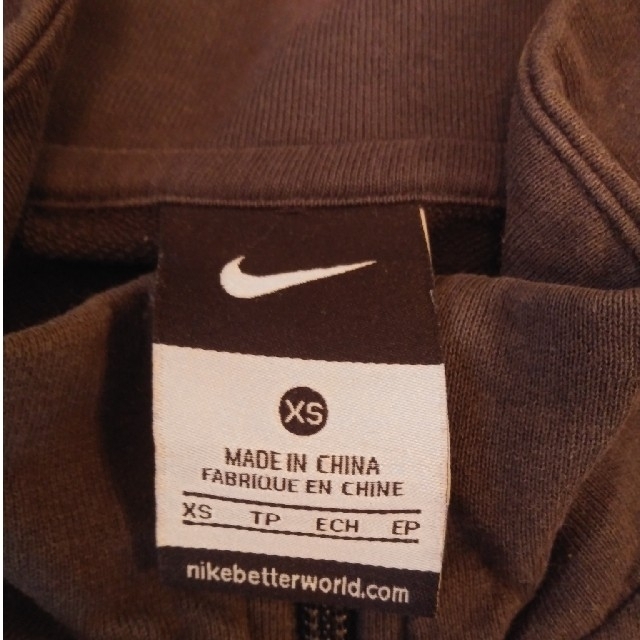 NIKE(ナイキ)のナイキ　フルジップ　XS (135/60)サイズ キッズ/ベビー/マタニティのキッズ服男の子用(90cm~)(ジャケット/上着)の商品写真