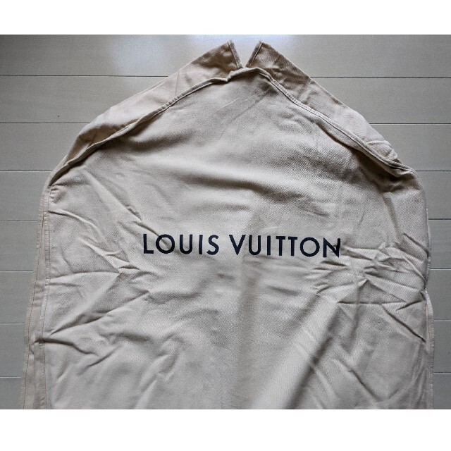 LOUIS VUITTON(ルイヴィトン)のルイヴィトン◆ガーメント スーツカバー ベージュ◆未使用 レディースのファッション小物(その他)の商品写真