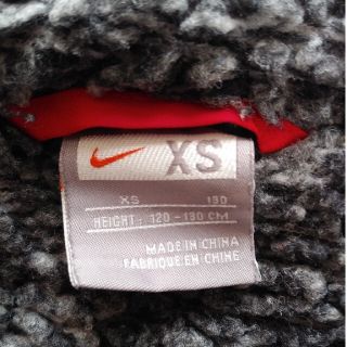 NIKE - ナイキ ベンチコート 赤 裏ボア 120ー130の通販 by ひまわり ...