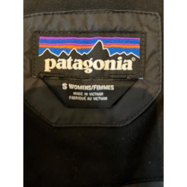 patagonia(パタゴニア)のパタゴニア ダウンコート サイズS  ブラック レディースのジャケット/アウター(ダウンコート)の商品写真