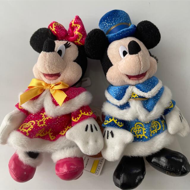 Disney(ディズニー)の東京ディズニーランド　ミッキーマウス　ミニーマウスぬいぐるみバッチ　クリスマス エンタメ/ホビーのおもちゃ/ぬいぐるみ(キャラクターグッズ)の商品写真