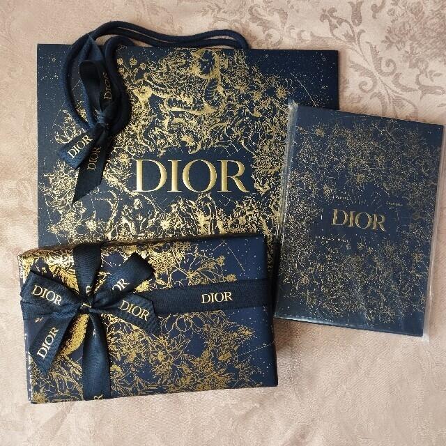 Dior(ディオール)の【新品未使用】ディオール　クリスマスオファーとノートセット コスメ/美容のキット/セット(コフレ/メイクアップセット)の商品写真