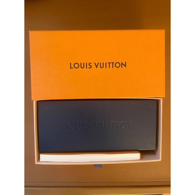 LOUIS VUITTON(ルイヴィトン)のLouis Vuitton サングラスケース メンズのファッション小物(サングラス/メガネ)の商品写真