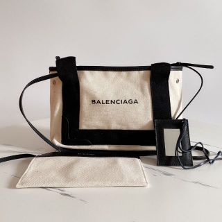バレンシアガバッグの通販 2,000点以上 | BALENCIAGA BAGを買うならラクマ バレンシアガバッグの通販 2,000点以上 | BALENCIAGA BAGを買うならラクマ