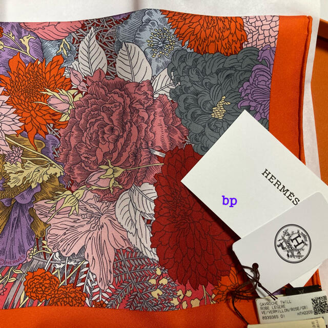 HERMES エルメス　ガヴロッシュ　ローブ・レジェール・アンカドレ