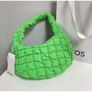 コス バッグの通販 200点以上 | COSのレディースを買うならラクマ