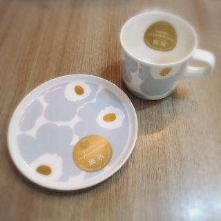 マリメッコ(marimekko)のmarimekko★アイシーグレー　コーヒーカップ　プレートセット(食器)