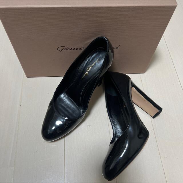 全商品対象が Gianvito Rossi☆ジャンヴィトロッシ☆エナメルパンプス