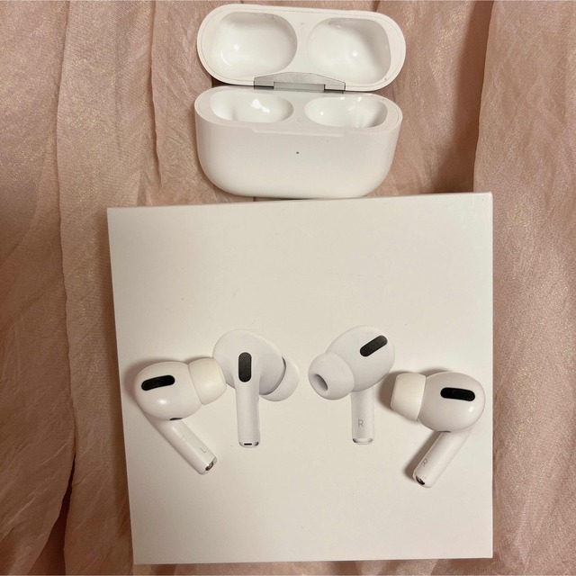 【70％OFF】 Apple - MWP22J/A Pro AirPods Apple ヘッドフォン+イヤフォン