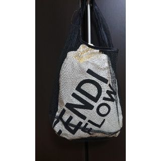 フェンディ エコバッグの通販 69点 | FENDIを買うならラクマ フェンディ エコバッグの通販 69点 | FENDIを買うならラクマ