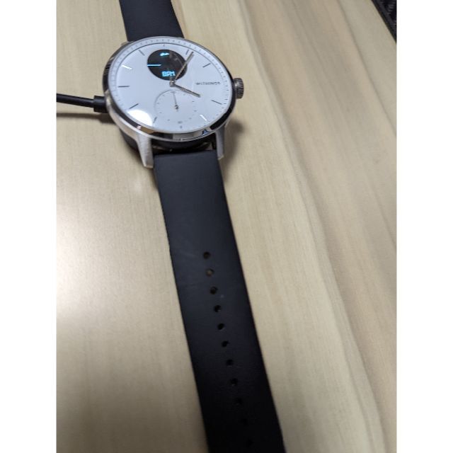 スマートウォッチ Withings ScanWatch 42mm WHITE シ メンズの時計(腕時計(デジタル))の商品写真