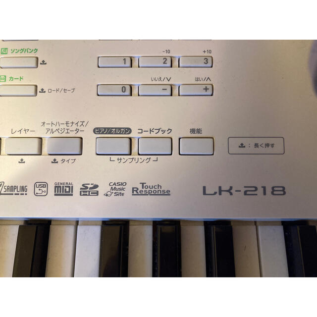 CASIO(カシオ)のCASIO LK-218 光ナビゲーション　電子キーボード　送料込 楽器の鍵盤楽器(電子ピアノ)の商品写真